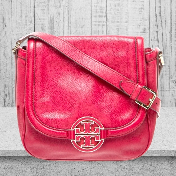 Tory Burch Amanda Red Leather Saddle Crossbody Bag Gold Logo NWT - Picture 2 of 14